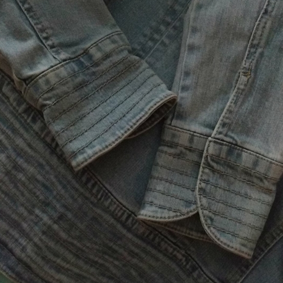 Live A Little Jacket size small - Picture 4 of 16